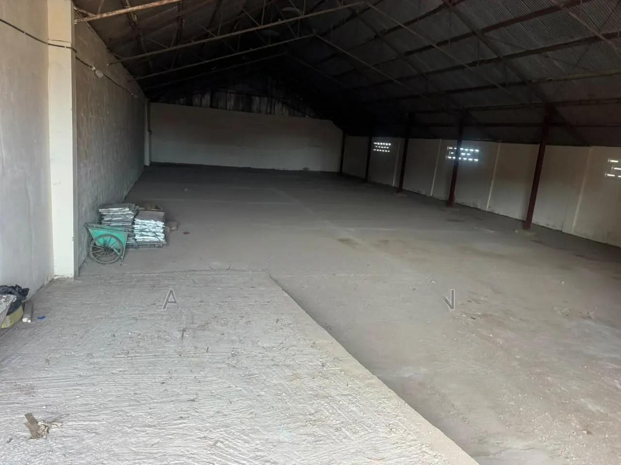 Warehousefor Rent Circle - Commercial in Greater Accra, Circle, Odo Rice Area - Rent