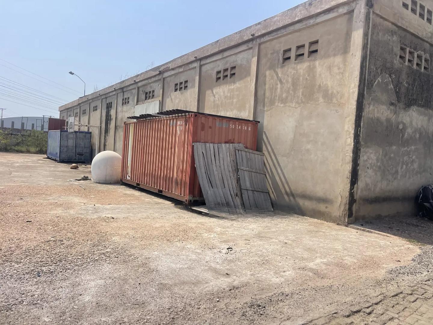 1,000 SQM Warehouse on 1.5 Acer at Tema Port for Sale - Commercial in Greater Accra, Tema Metropolitan - Sale