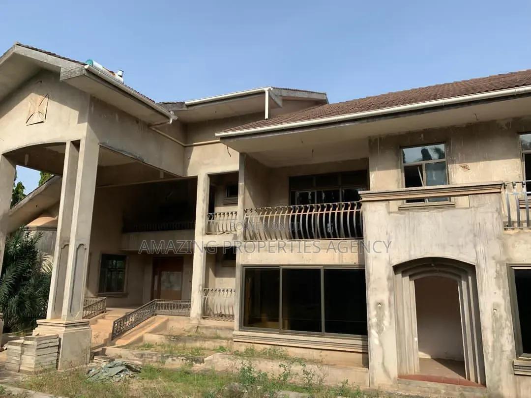 A 0.88 Acre of Land at East Airport - Land in Greater Accra, Airport Residential Area - Sale